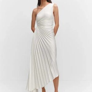 Saints & secrets Chic One-Shoulder dress asymmetrical